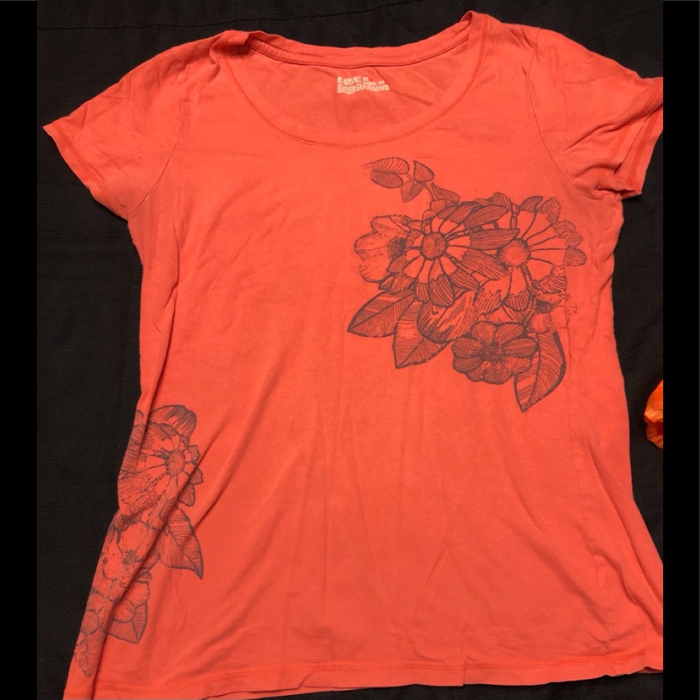 Mossimo Tee